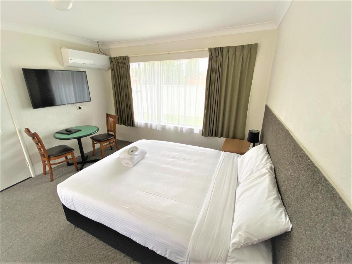 خليج بايتمانس Hanging Rock Family Motel المظهر الخارجي الصورة